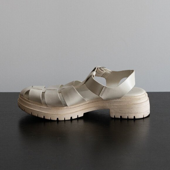 Old Navy Chunky Heel Fisherman Sandals – White | Women’s Size 8 - Picture 9 of 10